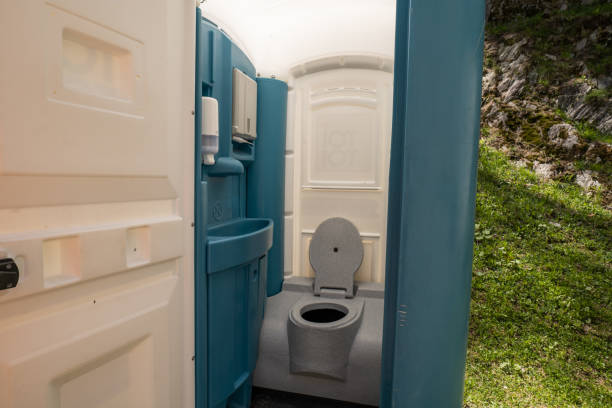 Best Best portable toilet rental  in Juno Beach, FL